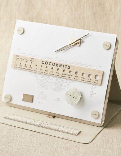 Tvůrčí tabule/stojan s magnety Maker's Board COCOKNITS šedá